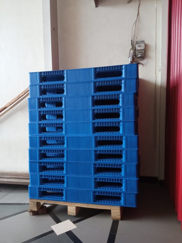 Pengiriman Pallet Plastik Industri Rabbit Tipe NPA-1210 ke Limo, Depok 